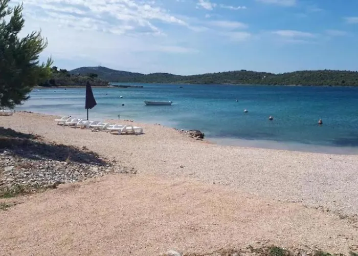 Campingplatz Adria Mobile Pirovac